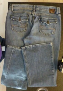 Ladies size 12 FOSTER Jeans - button pockets - 1.00 shipping X - Picture 1 of 8