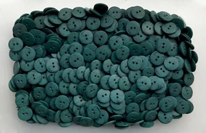 Small 15mm 24L Green Dark Green 2 Hole Satin Buttons Craft Card Button (K365) - Picture 1 of 1