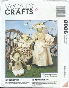 M 8086 sewing pattern 2 sizes BEAR DOLLS & CLOTHES sew SKIRT PANTS APRON++ UNCUT - Picture 1 of 1