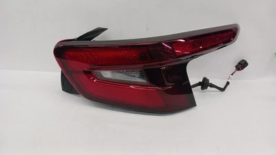 Luz trasera incandescente para pasajero derecho Chevrolet Trax 24 OEM grado A! Foto 1 de 4