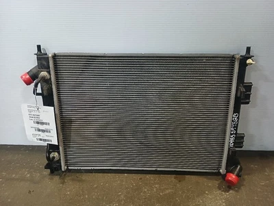 Radiador de 2014 Kia Soul 1,6 L AT 12489016 Foto 1 de 4