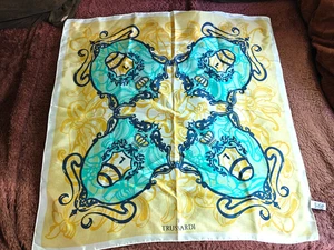 Trussardi Seidentuch - sehr guter Zustand - Made in Italy - 23" x 23" - Bild 1 von 2