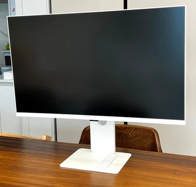 LG Smart Monitor 32U830SAW 4K UHD IPS  32" 60Hz LED / Express - Image 1 of 2