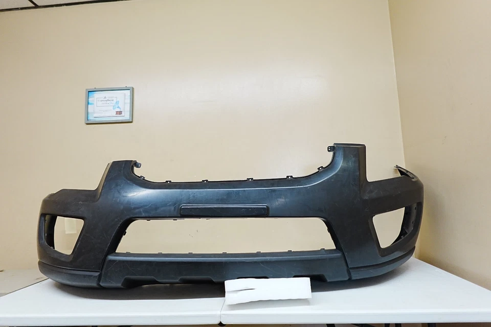 2009-2010 KIA SPORTAGE LX FRONT BUMPER COVER (OEM) Foto 1 de 4