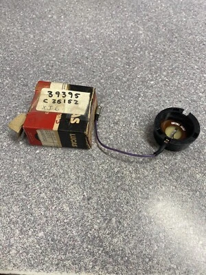 Ignition Buzzer Switch Fits Jaguar XKE 1971-1974  39575 - Image 1 of 3