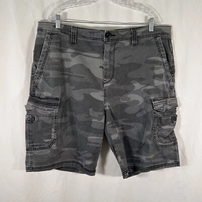 Unionbay Camo Cargo Shorts Men's 42 Grey Button Zip Side Pockets Cotton Blend - Image 1 of 4