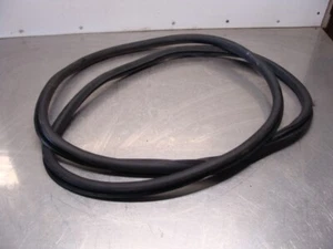 Volkswagen Tiguan Passenger Front Door Frame Seal 09 10 11 12 13 14 15 16 17 - Picture 1 of 2