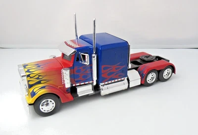 Transformers Optimus Prime  2007 Movie 1:24 Jada Non-Transforming Peterbilt Cab - Image 1 of 4