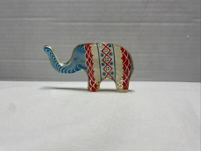 Vintage Abraham Palatnik Acrylic Lucite Sculpture Elephant Keychain Hole Brazil - Image 1 of 4