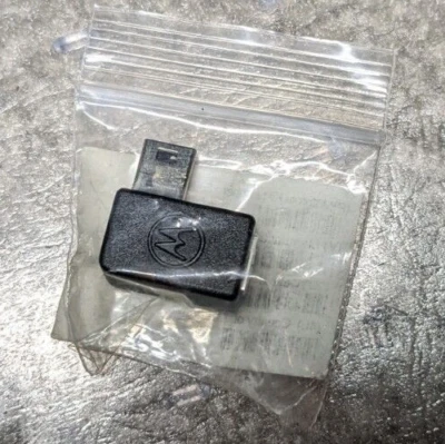 MOTOROLA Right Angle Mini USB to Mini USB Adapter Female to Male - SKN6182A OEM - Image 1 of 2