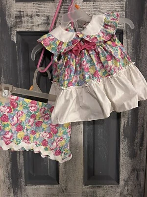 Vintage 2 piezas Bebés niñas 0-6 meses. Top y falda Foto 1 de 4