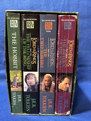 Lord of the Rings & The Hobbit 4 Book Box Set By J.R.R. Tolkien(2001, Paperback) Foto 1 de 4