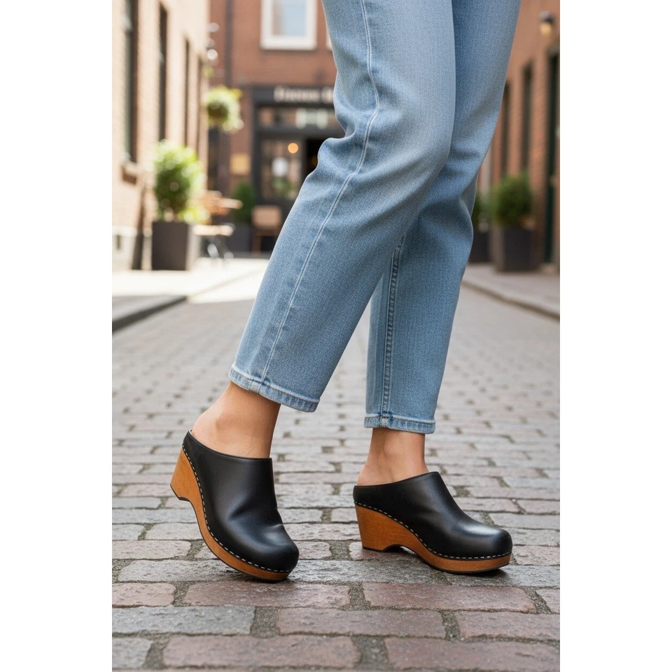 Zuecos de cuña para mujer Kelsi Dagger talla 7 cuero negro plataforma de madera sin cordones Foto 1 de 4