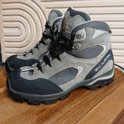 Botas Scarpa ZG65 XCR MUJER 7.5 HOMBRE 6.5 Senderismo GTX Con cordones Gris Negro ¡BONITAS! Foto 1 de 4