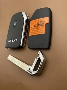 LIKE NEW OEM KIA 2021-2022 NIRO SMART KEY 5B FCCID: TQ8-FOB-4F34 PN# 95440-G5025 - Picture 1 of 6