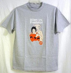 Skate Mental Skateboards Alien vs. Predator Heather Gray T-shirt size Medium - Picture 1 of 7