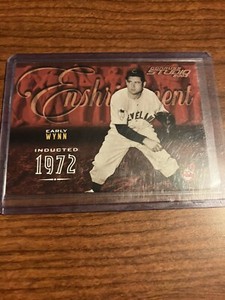 2003 Donruss Studio Enshrinement /750 Early Wynn #E-48 HOF