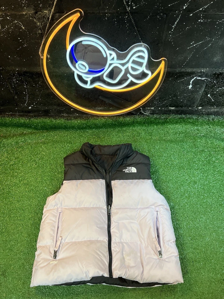 Chaleco acolchado retro púrpura claro/negro The North Face Kids 1996 talla XL Foto 1 de 4