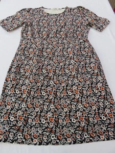 BODEN BLACK TINY FLOWERS SHORT SLEEVE SIDE POCKETS ALL COTTON JERSEY DRESS UK 12 - Picture 1 of 17
