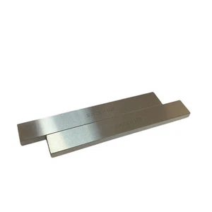 8 X 22 X 160 MM PAAR PARALLELEN FÜR FRÄSSCHRAUBSTÖCKE GEHÄRTET GESCHLIFFEN 8X22X160 - Bild 1 von 1
