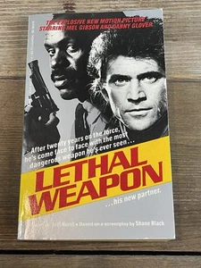 Lethal Weapon by Norst, Joel Like New Paperback Book 1987 Fast Free Shipping - Foto 1 di 11