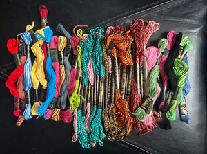 LOT ROYAL SOCIETY J&P COATS CLARK PERI-LUSTA EMBROIDERY FLOSS THREAD WITH BOX 45 - Picture 1 of 6