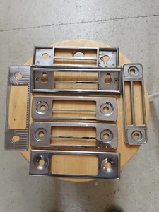 Konvolut Autoradios Chromblenden für Oldtimer - Bild 1 von 6