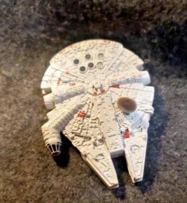 MICRO MACHINES  Star Wars Millennium Falcon (2006 EAA) (C16B1) - Image 1 of 4