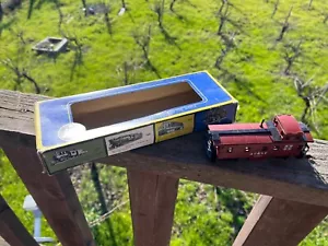 HO AHM AT&SF Caboose con scatola - Foto 1 di 6