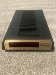 USRobotics Courier 2400 /1200/300 Bps Auto Answer modem made 1984 Data Comm PC2 - Picture 1 of 8