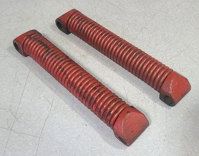 Wheel Horse 42" Dozer Blade Trip Springs 5117 and Lugs 5125 - Image 1 of 2