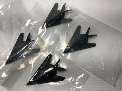 Lote de 4 Micro Máquinas F-117 Nighthawk Stealth Jet 1991 De Colección - Nuevo de Lote Antiguo Como Nuevo Foto 1 de 4