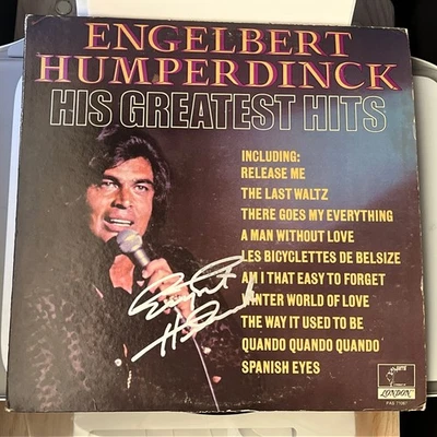 Engelbert Humperdinck Album Vinyl London 1974 Greatest Hits Autographed Auto 🎆 - Image 1 of 4