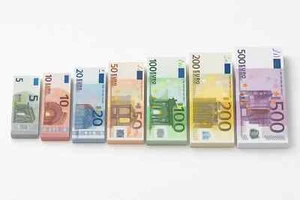 Banconote Finte euro REALISTICHE per gioco | DIMENSIONI REALI | monopoli | SOLDI - Foto 1 di 8