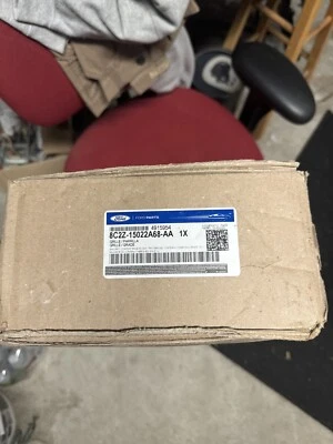 OEM NUEVO 96-19 Ford E-VAN Limpiaparabrisas Capucha Panel Rejilla Plástico Pasajero Derecho Foto 1 de 4