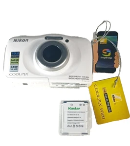 Nikon Coolpix W100 WHITE 13.2MP Water/shockproof 3X OpticalZoom - Picture 1 of 6
