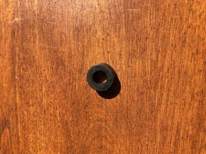 NOS MoPar rubber round grommet Mfg. 1310359 - Foto 1 di 2