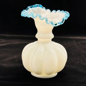Vintage Fenton Ruffled Aqua Crest Edge White Milk Glass Melon Vase 6” Tall - Picture 1 of 7
