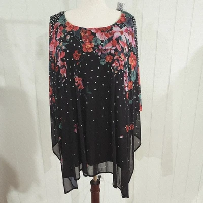 Top estilo poncho Catherines 4x puntos negros malla floral superposición capas fluido nuevo con etiquetas Foto 1 de 4