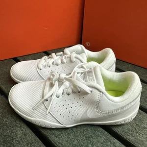 New Girls Nike Sideline IV White Cheerleading Sneakers Sz 12c-2Y 943789-100 - Picture 1 of 8