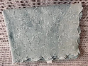 Vintage Colchas Domingos Mint Matelasse Portugal Scalloped Coverlet 88 x 72 in - Picture 1 of 8