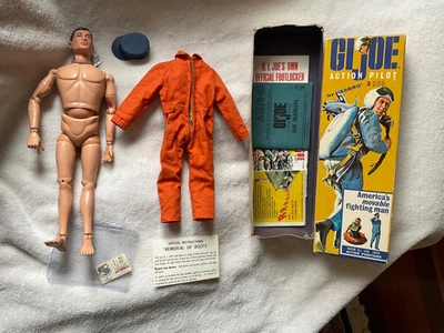 1964 年特种部队 #7800 完好带盒行动飞行员 - 所有文档,贴纸 - 完整 — 第 1/4 张图片