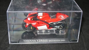 1:22 CHAMPION RACING MOTOR BIKE MOTO GP YAMAHA YZR500 MAX BIAGGI 2001 #3 UNBOXED - Picture 1 of 2