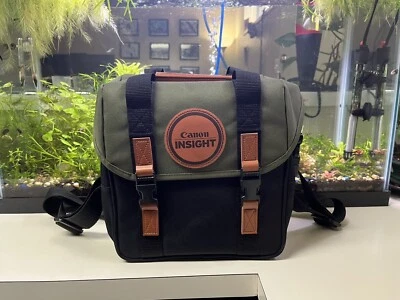 Bolsa Canon Insight ligeramente usada con cuatro insertos extraíbles 9", 9", 4 1/2" Foto 1 de 4