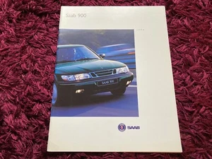 Brochure Saab 900 5dr 1994 - Edizione USA - Foto 1 di 1