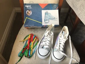 POPPERTS GIRLS HOLOGRAPHIC HI TOP TRAINERS SIZE 1.5 or EU 33 NEW BOXED - Picture 1 of 2