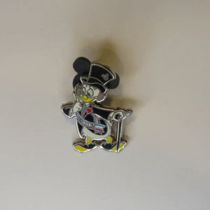 Disney Pin 00043-1 Uncle Scrooge Moneybags pin - Picture 1 of 1