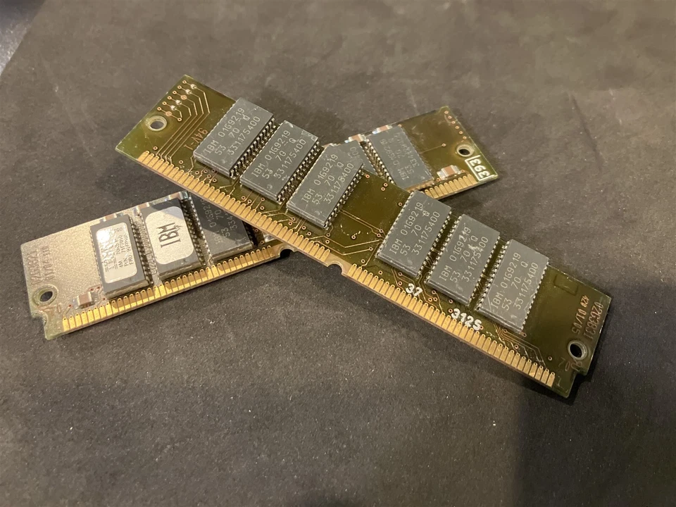 2x IBM FRU 71F7010 4MB 70NS 72 PIN SIMM 1Mx36 PS2 Memory PS/2 RAM Parity - Image 1 of 4