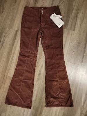 Pantalones acampanados de pana marrón vintage/Y2K No Boundaries para mujer 10 Foto 1 de 3