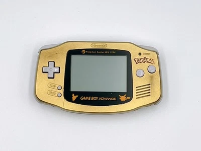 Consola Game Boy Advance Pokemon Center New York Gold GBA Probada Región Libre Foto 1 de 4